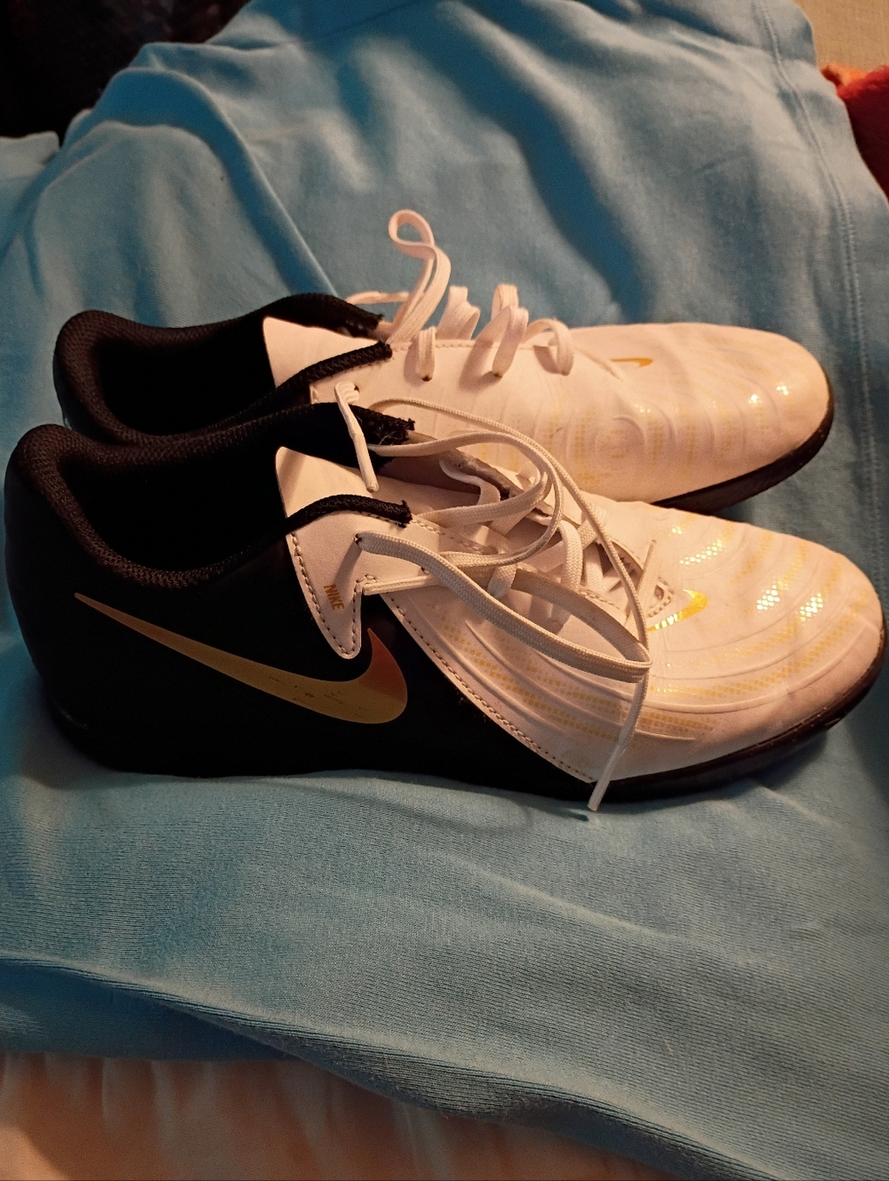 Nice! Nike Phantom GX 2 Club IC Indoor Soccer Court Trainer Shoes Mens 6.5